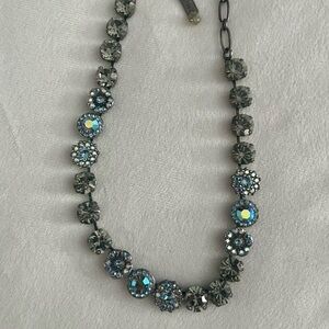 Mariana floral necklace